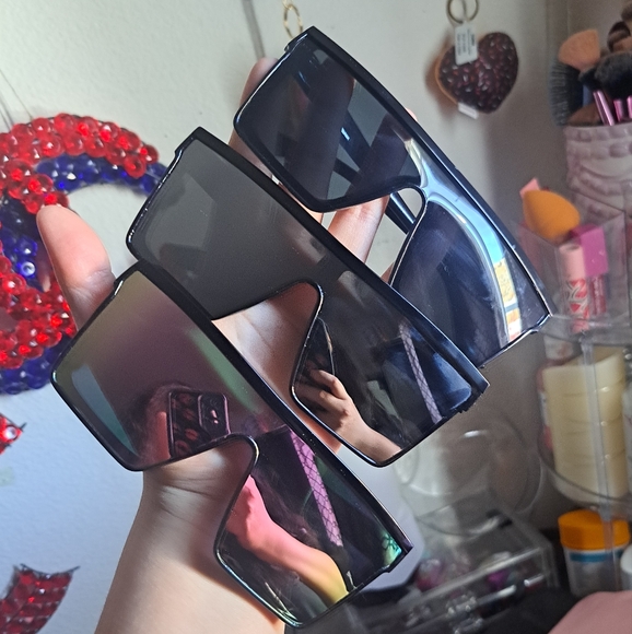 Womens Oversized Flat Top Trendy Sunglasses (3 Pk) - Picture 3 of 3